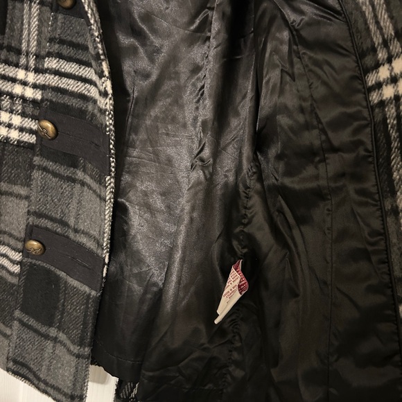 Hydraulic Stylish Black Plaid Women's Coat Medium EUC - Picture 14 of 16